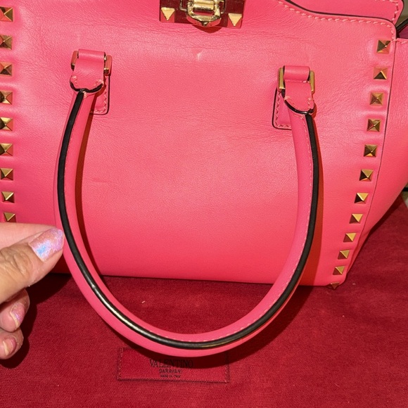 Preloved Valentino Garavani pink leather studs 2 way handbag/crossbody dust bag - Picture 3 of 12